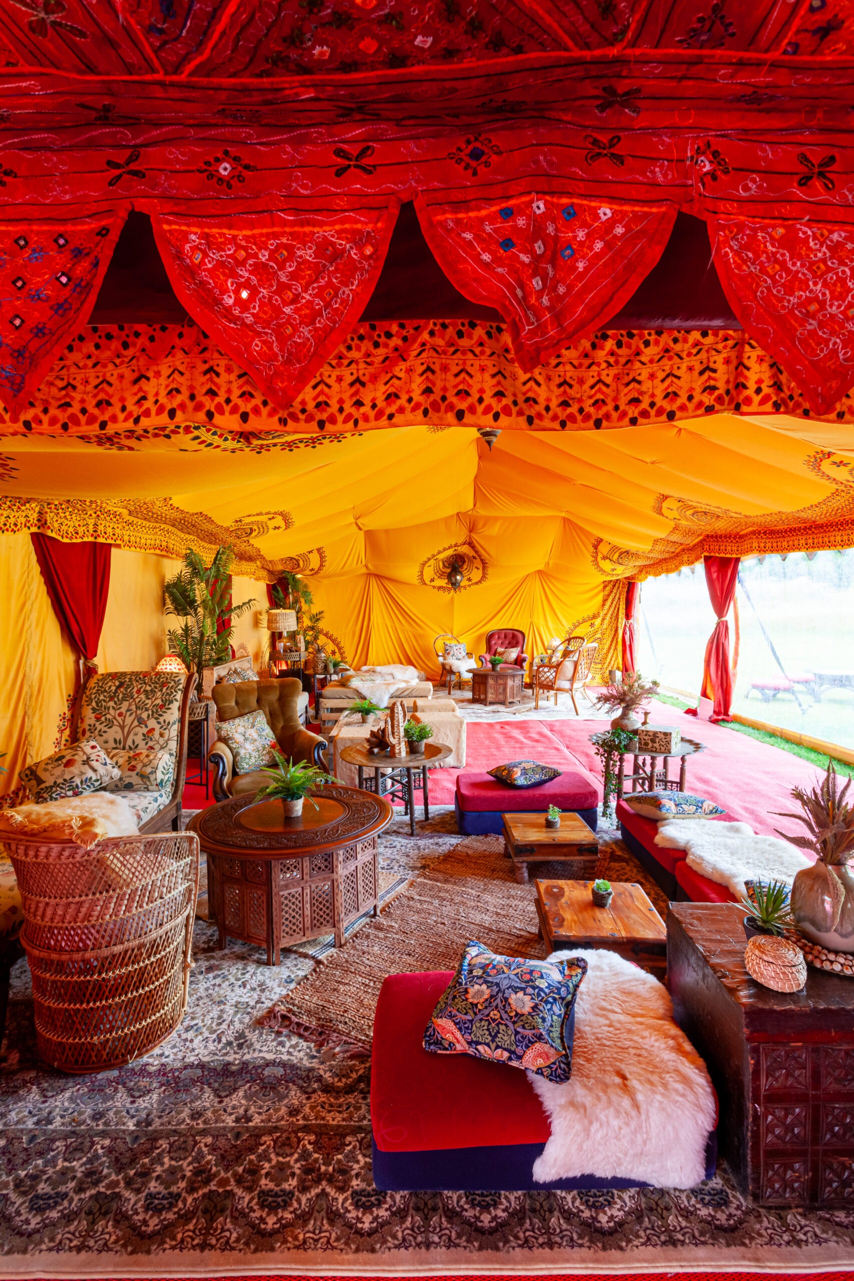 Saffron marquee, image 1