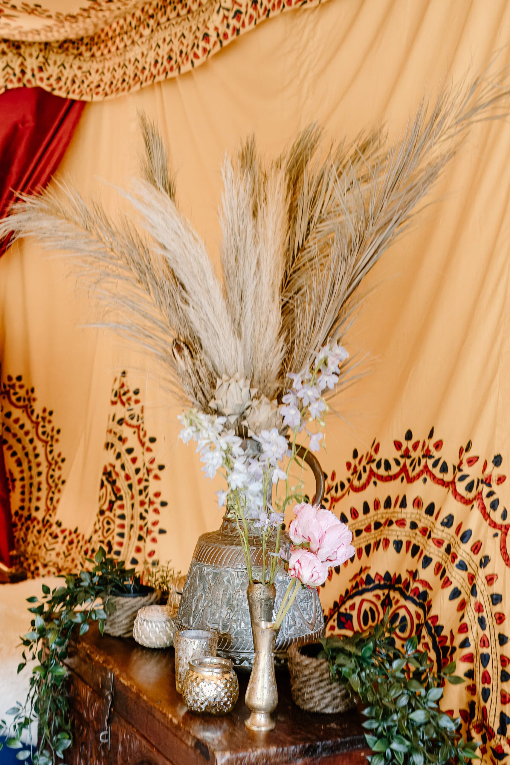 Saffron marquee, image 5