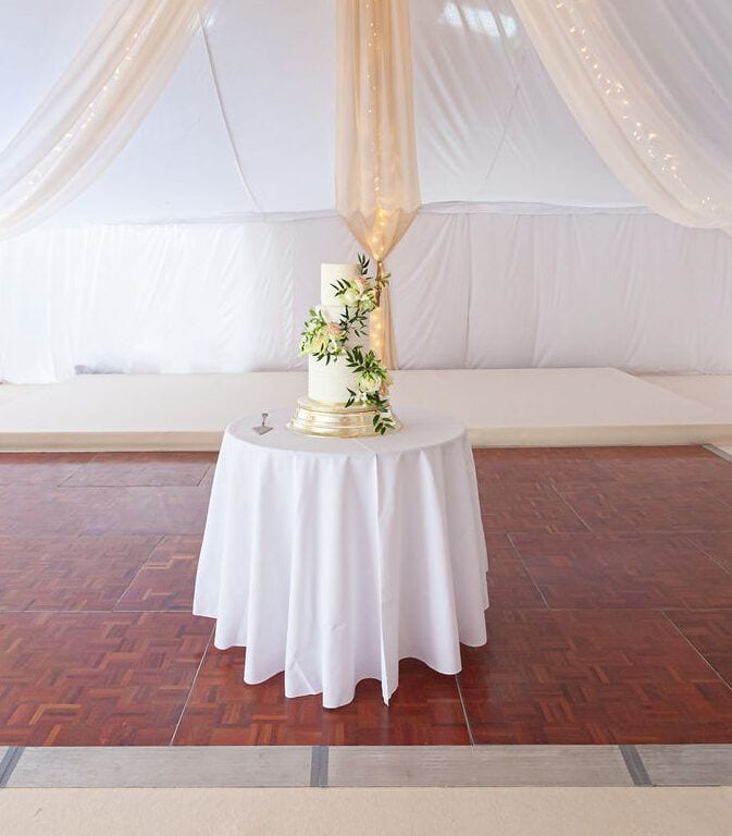 Round Cake Table (3ft)