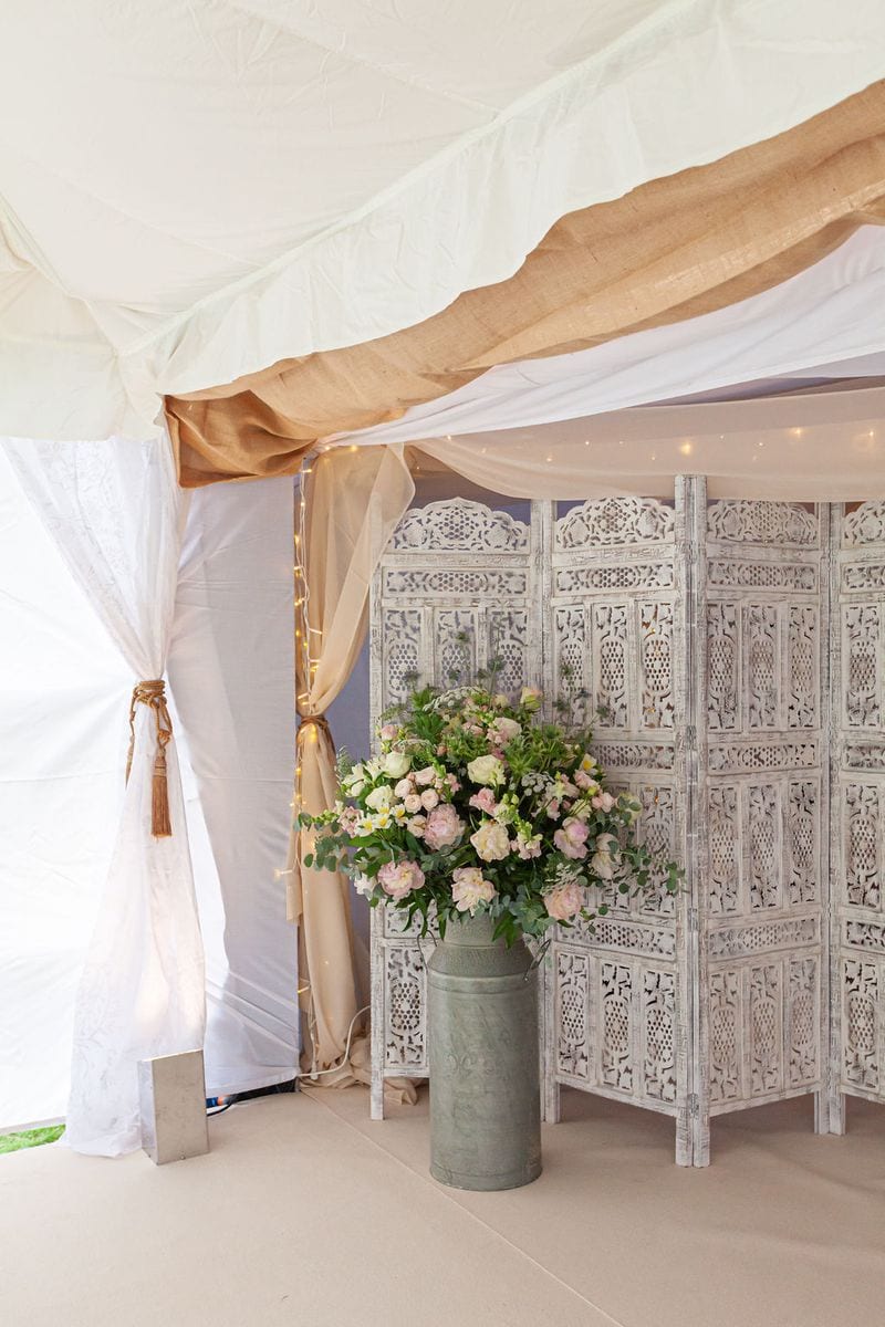 Whitewashed Wooden Screen (6ft x 6ft)