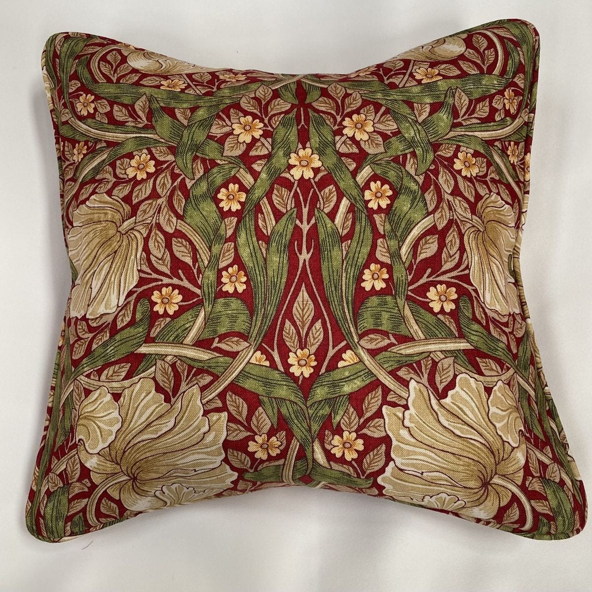 William Morris Cushion - Pimpernel