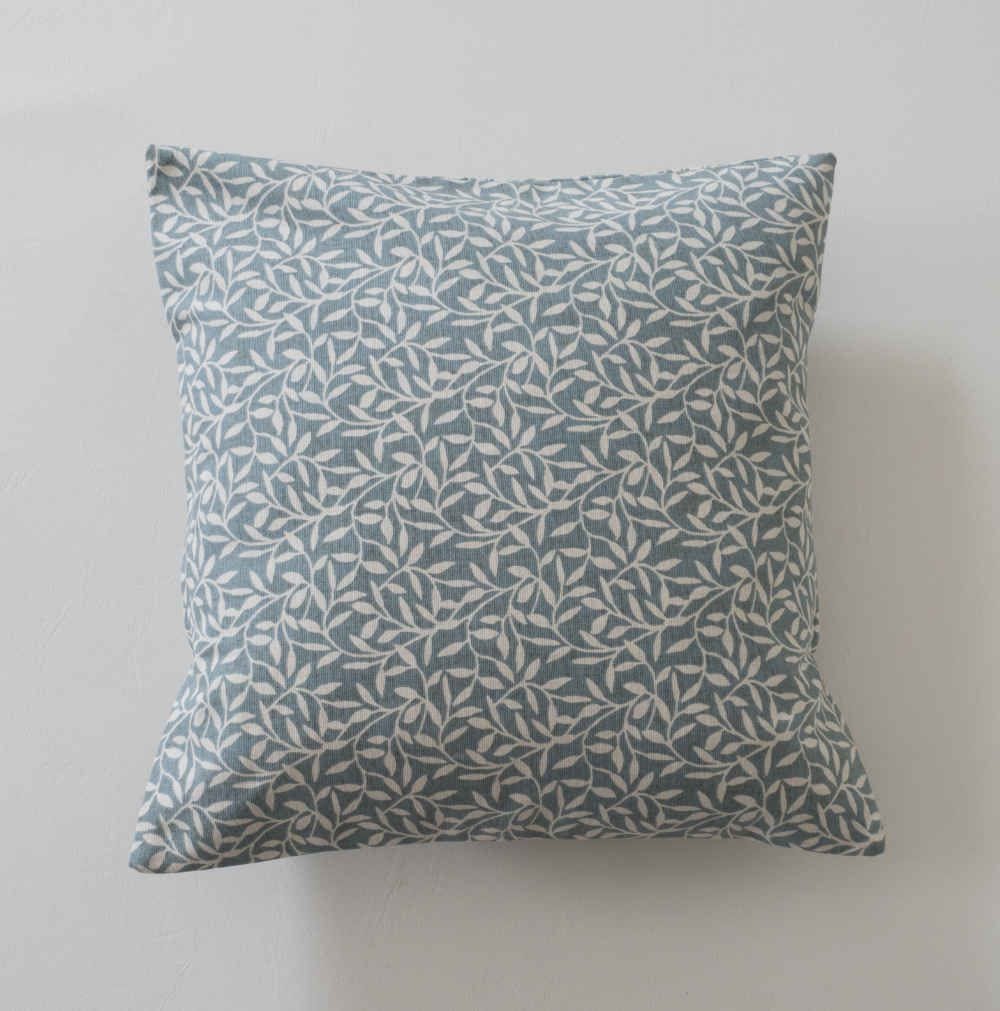 William Morris Cushion - Willow
