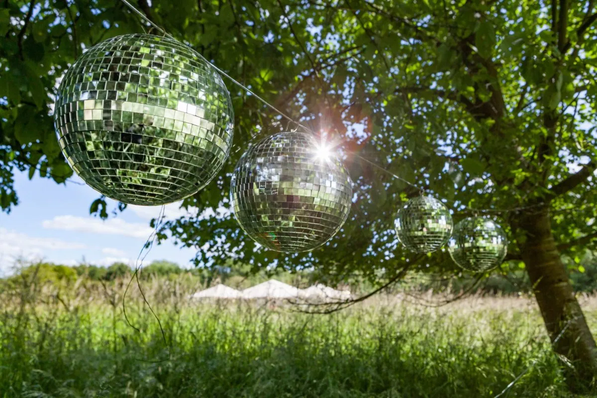 10 ways to boost sustainability at your wedding
