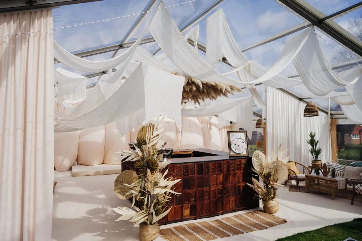 How To Host A Midsummer Night’s Dream Party!